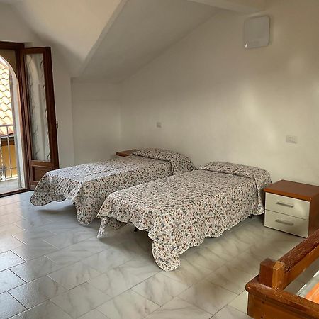 Casa Vacanze Scent Of Roses Вербания Экстерьер фото